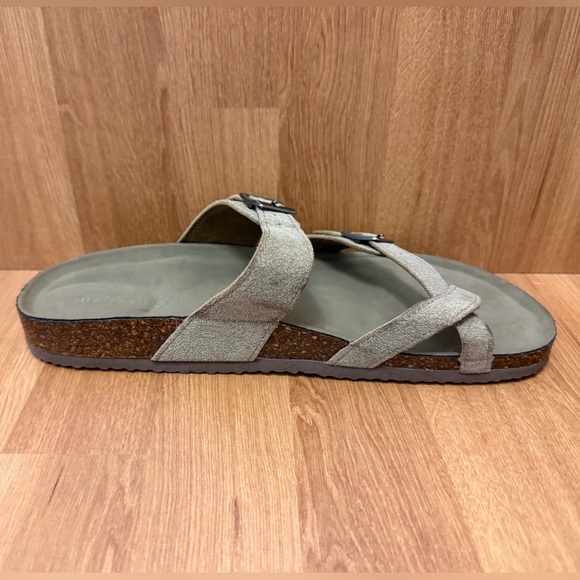 Madden Girl Footbed Sandals Size 8.5 - Picture 4 of 8